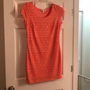 Coral dress, new without tags sz med
